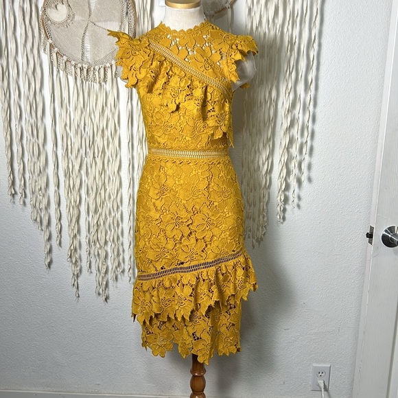 SAYLOR Mustard Reine Lace Sheath Dress Size XS - Picture 3 of 14